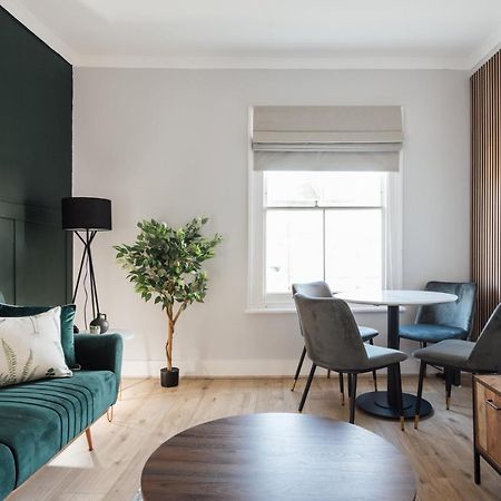 Апартаменты Stunning & Stylish 2 Bed Flat In West Лондон Экстерьер фото